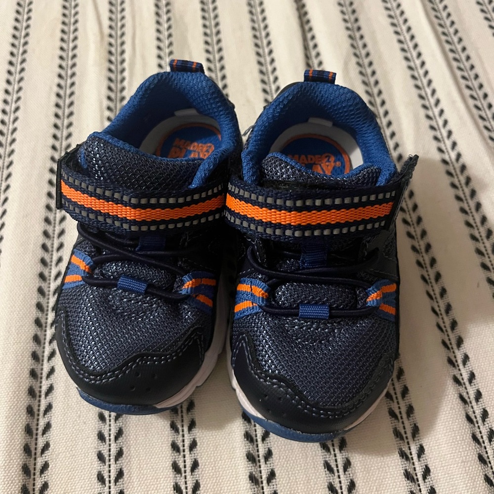 Stride Ritr 4XW Toddler Navy and Orange Athletic Sneakers